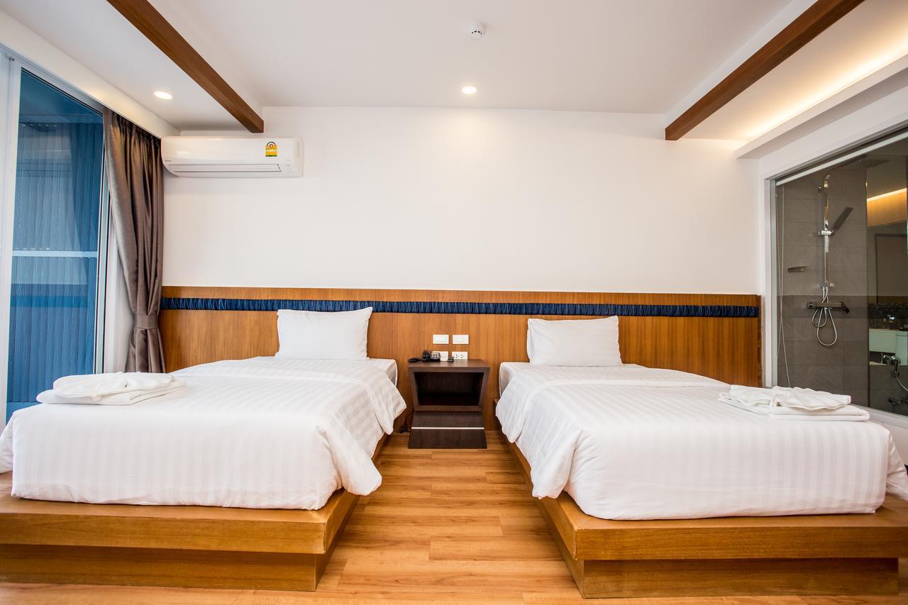 Blu Hotel Nakhon Phanom Esterno foto