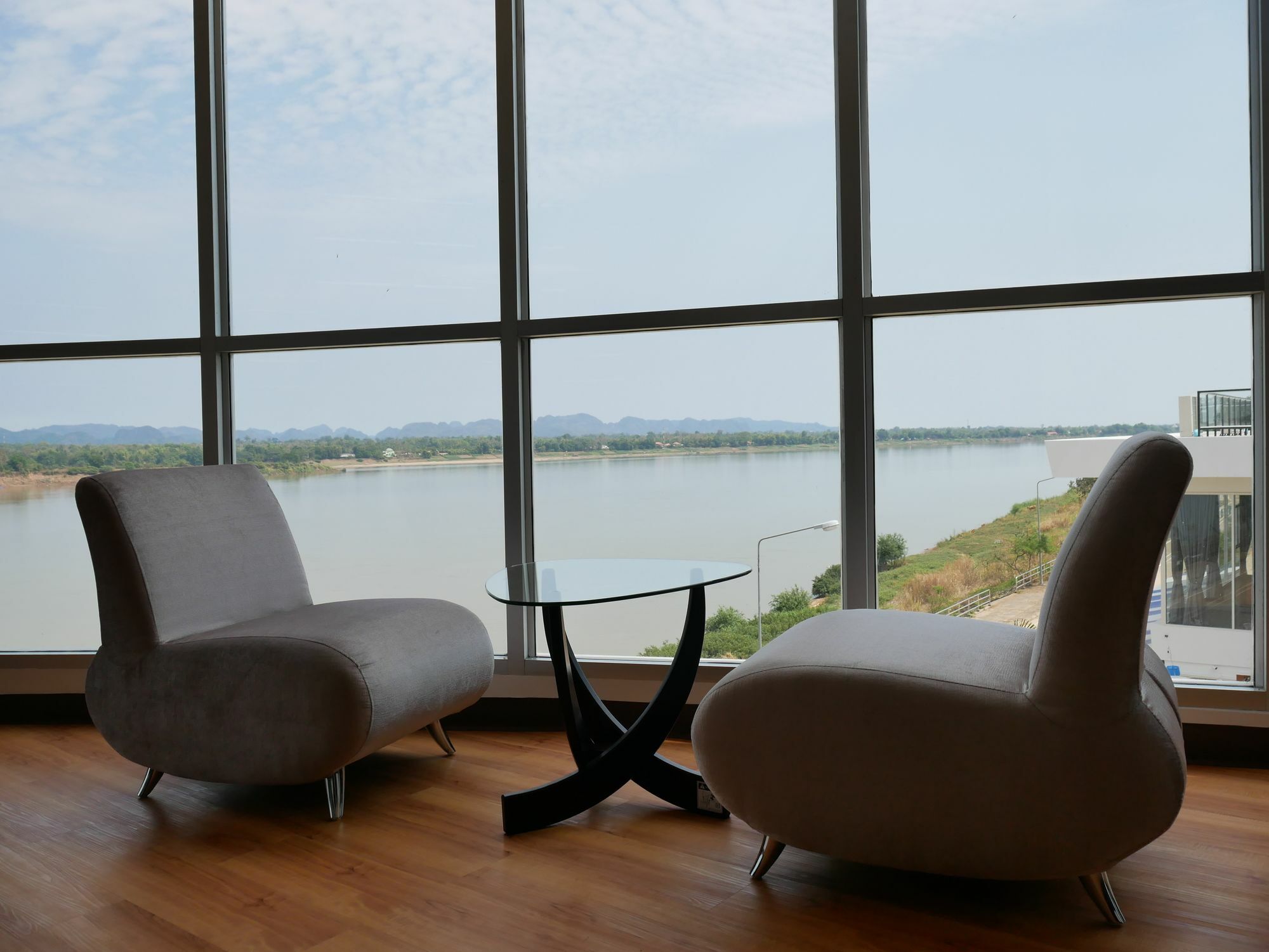 Blu Hotel Nakhon Phanom Esterno foto