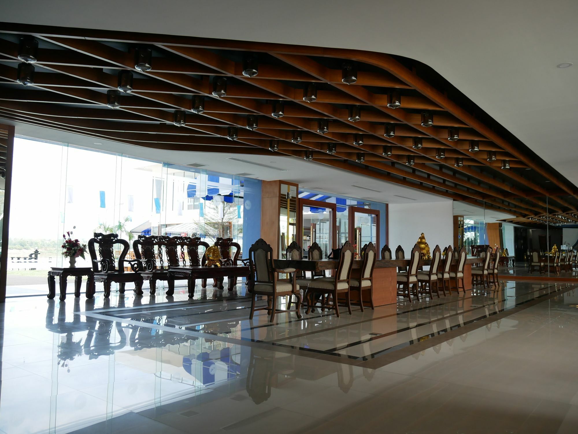 Blu Hotel Nakhon Phanom Esterno foto