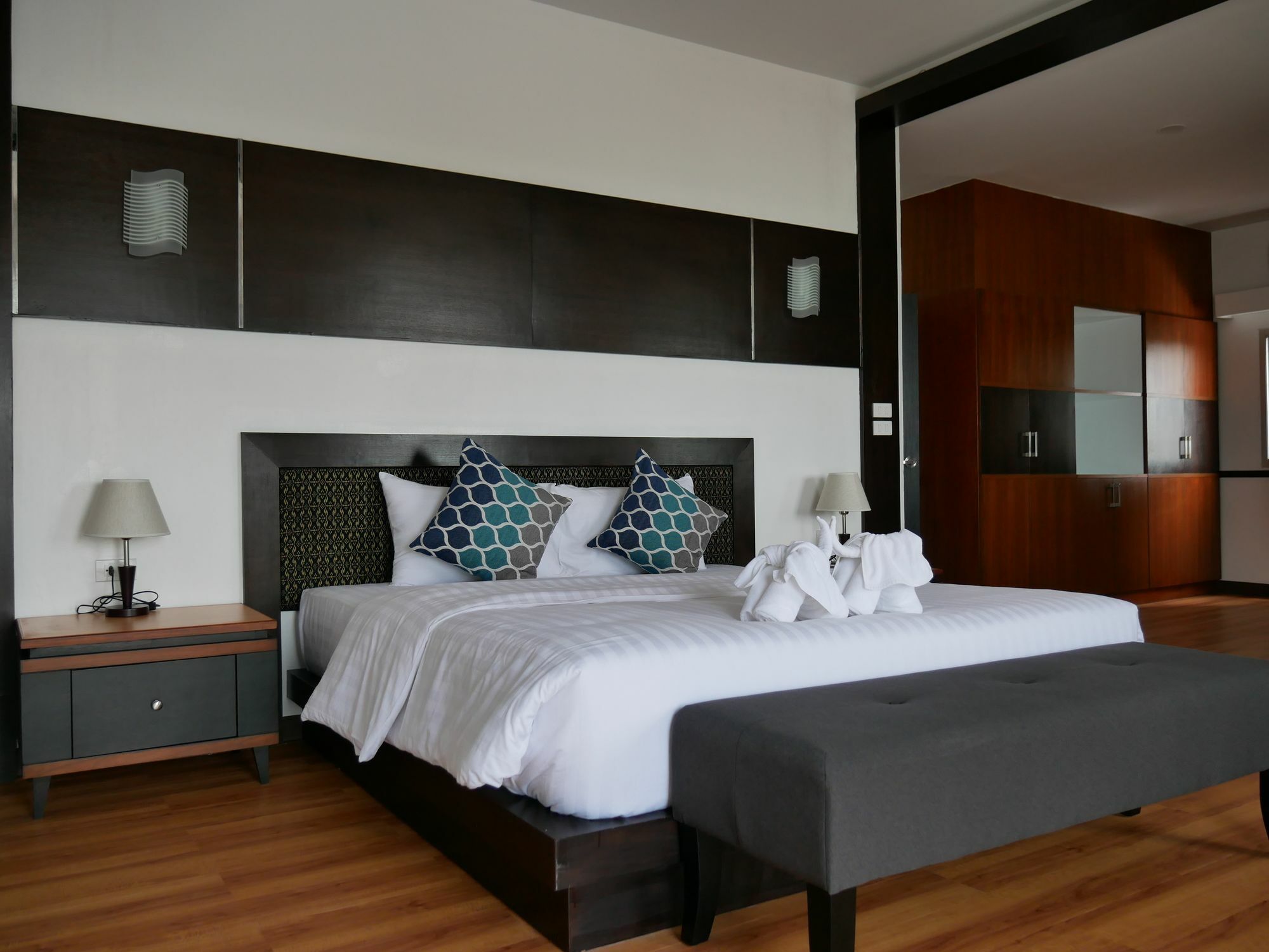 Blu Hotel Nakhon Phanom Esterno foto