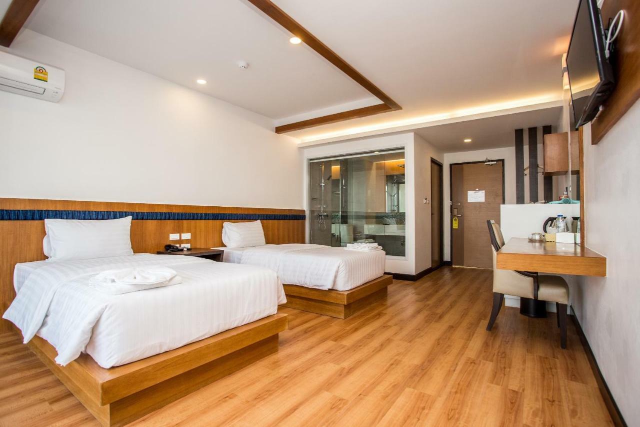 Blu Hotel Nakhon Phanom Esterno foto